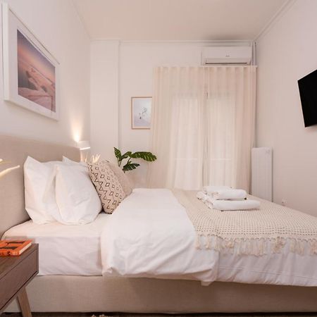 Unique 2 Bedrooms Apartment, Steps To Plaka And City Center Афіни Екстер'єр фото
