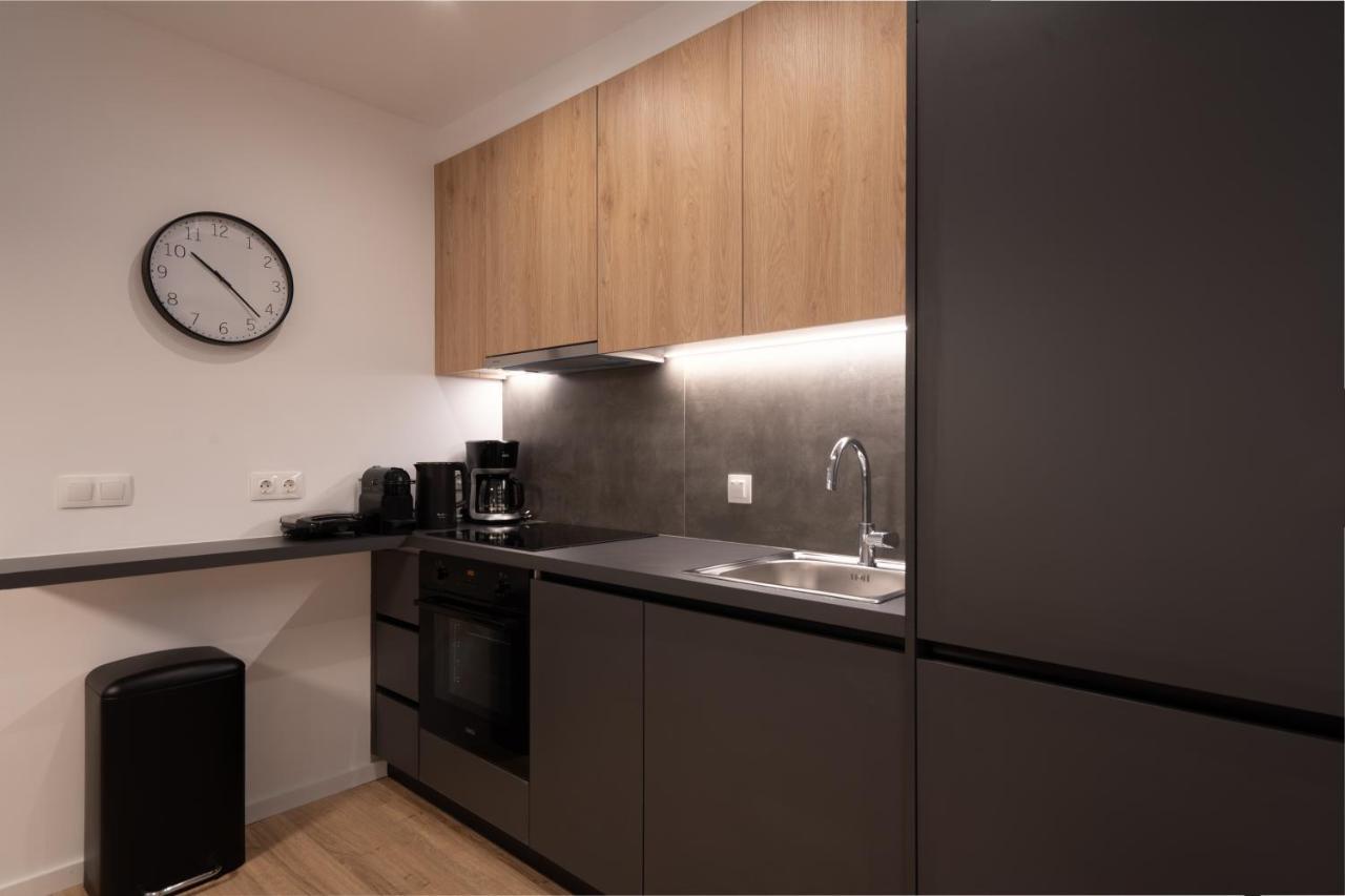 Unique 2 Bedrooms Apartment, Steps To Plaka And City Center Афіни Екстер'єр фото